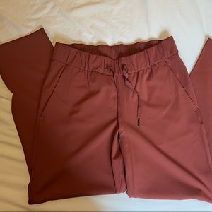 Lululemon On the Fly Pant
